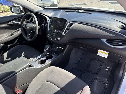 Used 2024 Chevrolet Malibu LT image 13