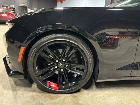 Used 2022 Chevrolet Camaro LT w/ Redline Edition image 19