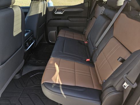 New 2026 Chevrolet Silverado 1500 High Country image 25