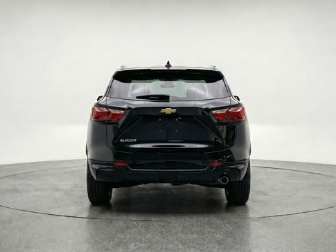 Used 2025 Chevrolet Blazer LT image 7
