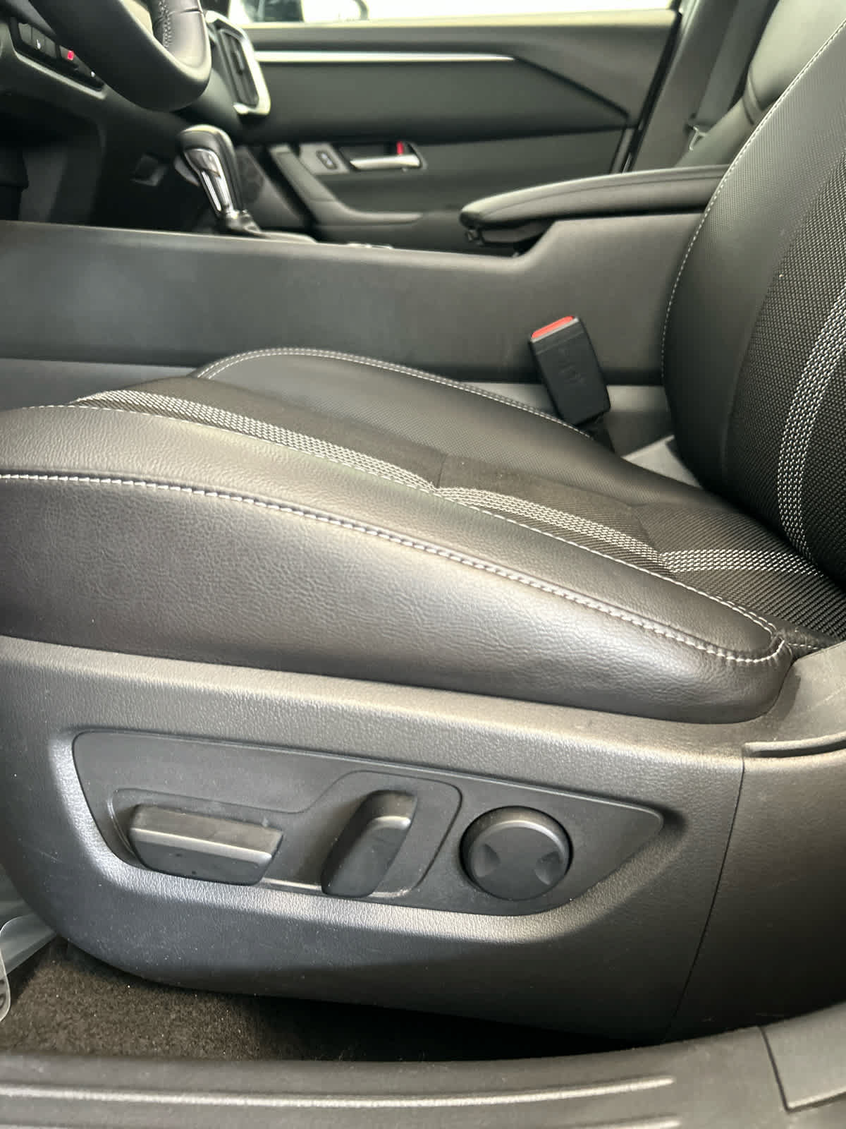 Certified 2026 MAZDA CX-50 AWD 2.5 S w/ Preferred Pkg image 24