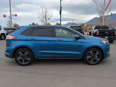 Used 2019 Ford Edge ST w/ Convenience Package image 2