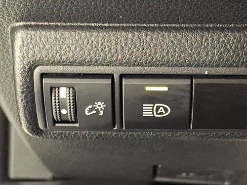 Used 2024 Toyota Corolla LE image 24