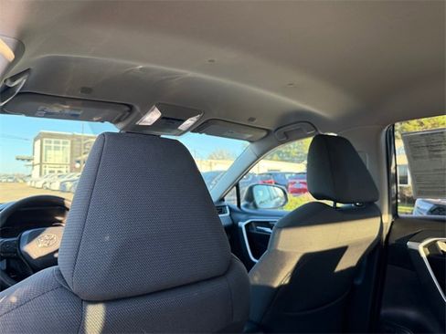 Used 2023 Toyota RAV4 XLE image 29
