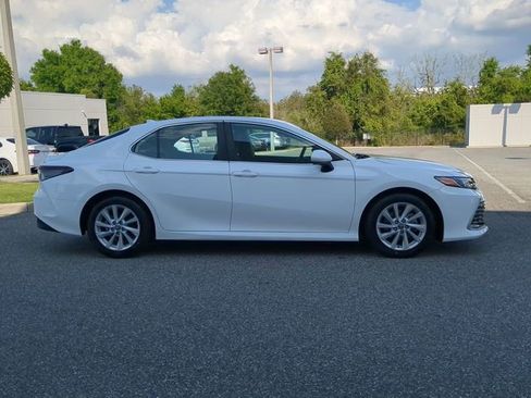 Certified 2023 Toyota Camry LE image 3