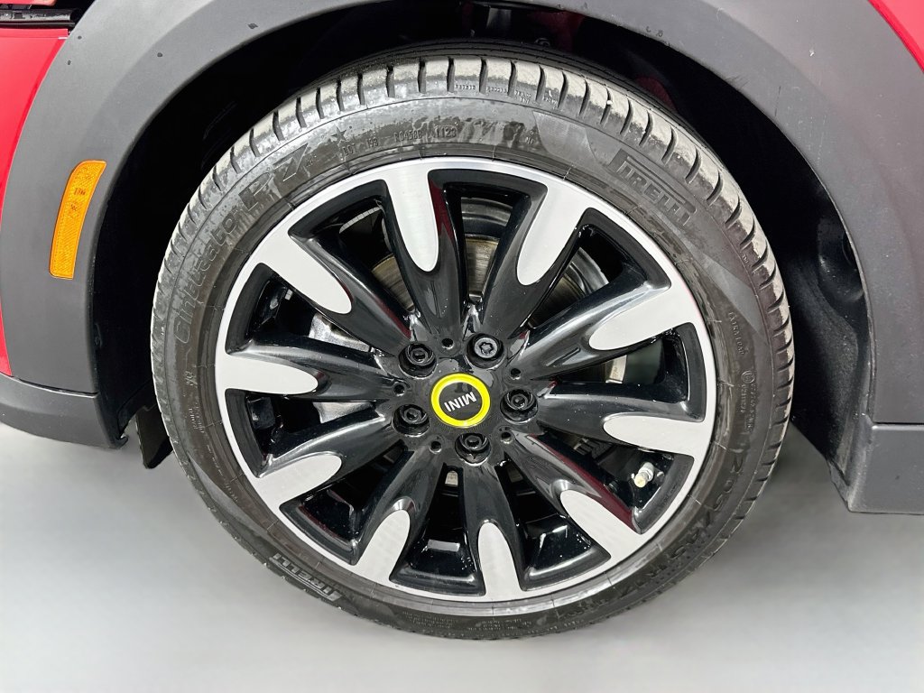 Used 2024 MINI Cooper SE FWD image 31