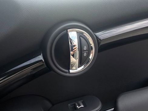 Used 2019 MINI Cooper S FWD image 11