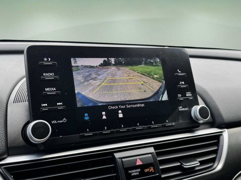 Used 2020 Honda Accord LX image 13