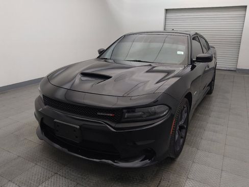 Used 2019 Dodge Charger R/T w/ Blacktop Package image 15