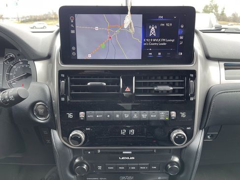 Used 2023 Lexus GX 460 Premium image 12