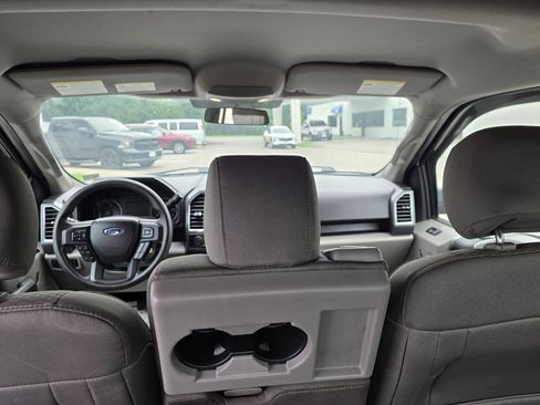 Used 2016 Ford F150 XLT AWD/4WD image 31