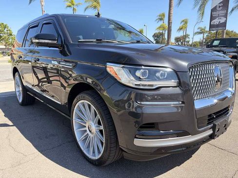 Used 2024 Lincoln Navigator Reserve AWD/4WD image 9