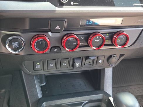 Used 2023 Toyota Tacoma TRD Sport w/ Advanced Technology Package AWD/4WD image 20