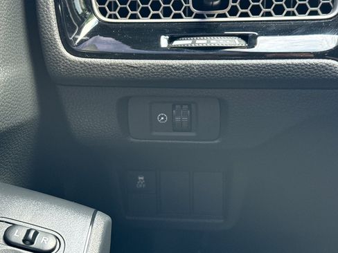 Used 2025 Honda Civic LX image 32