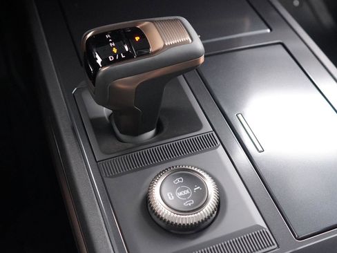 New 2025 GMC Hummer EV 2X w/ Extreme Off-Road Package image 23