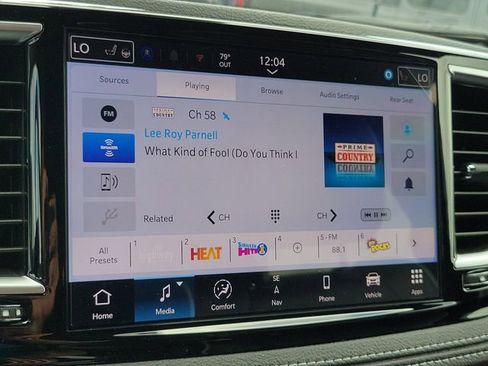 New 2026 Chrysler Pacifica Limited image 22