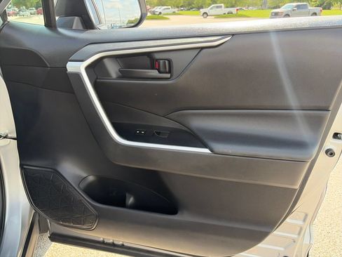 Used 2020 Toyota RAV4 LE w/ All Weather Liner Package AWD/4WD image 9