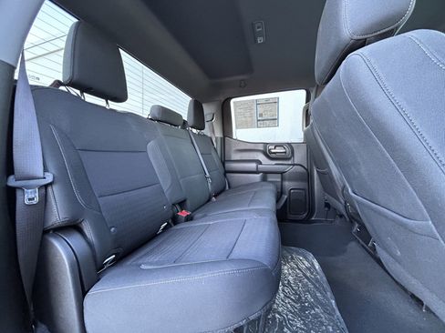 Used 2023 Chevrolet Silverado 1500 Custom image 18