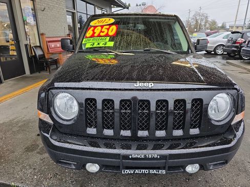 Used 2012 Jeep Patriot Sport w/ PWR Value Group image 2