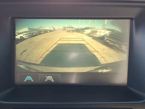 Used 2018 Chevrolet Colorado W/T image 9