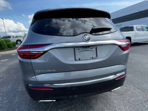 Used 2021 Buick Enclave Premium w/ Surround and Sites Package AWD/4WD image 2