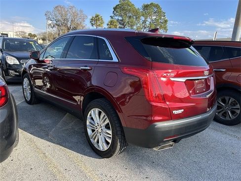 Used 2018 Cadillac XT5 Premium Luxury image 3
