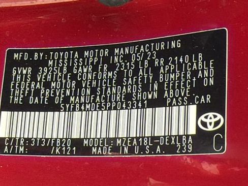 Used 2023 Toyota Corolla LE FWD image 25