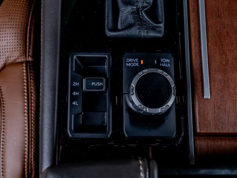 Used 2024 Toyota Tundra 1794 Edition image 28