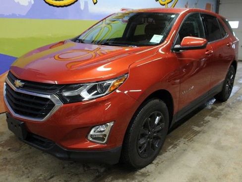 Used 2020 Chevrolet Equinox LT w/ Driver Convenience Package AWD/4WD image 8
