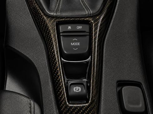 Used 2020 Chevrolet Camaro SS RWD image 44