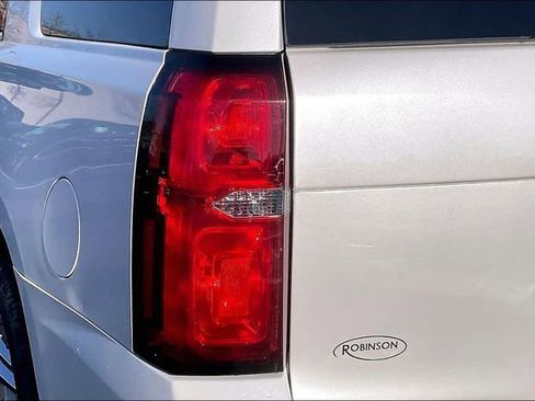Used 2020 Chevrolet Tahoe Premier w/ Premier Plus Edition image 30