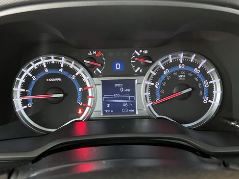 Used 2018 Toyota 4Runner Limited image 37