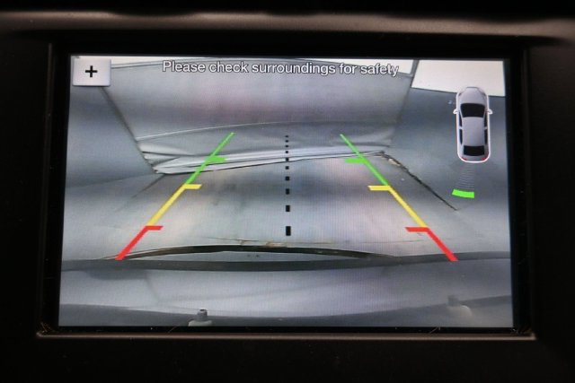 Used 2017 Ford Fusion SE w/ Fusion SE Technology Package FWD image 19