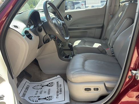 Used 2006 Chevrolet HHR LT w/ Preferred Equipment Group FWD image 12