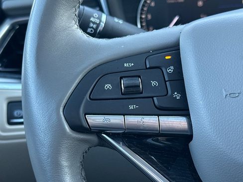 Certified 2025 Cadillac XT6 Premium Luxury image 38