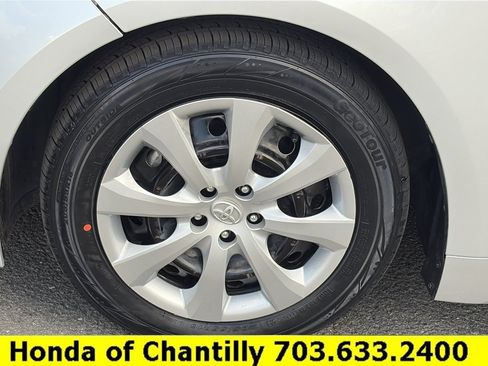 Used 2023 Toyota Corolla LE w/ Carpet Mat Package (TMS) FWD image 24