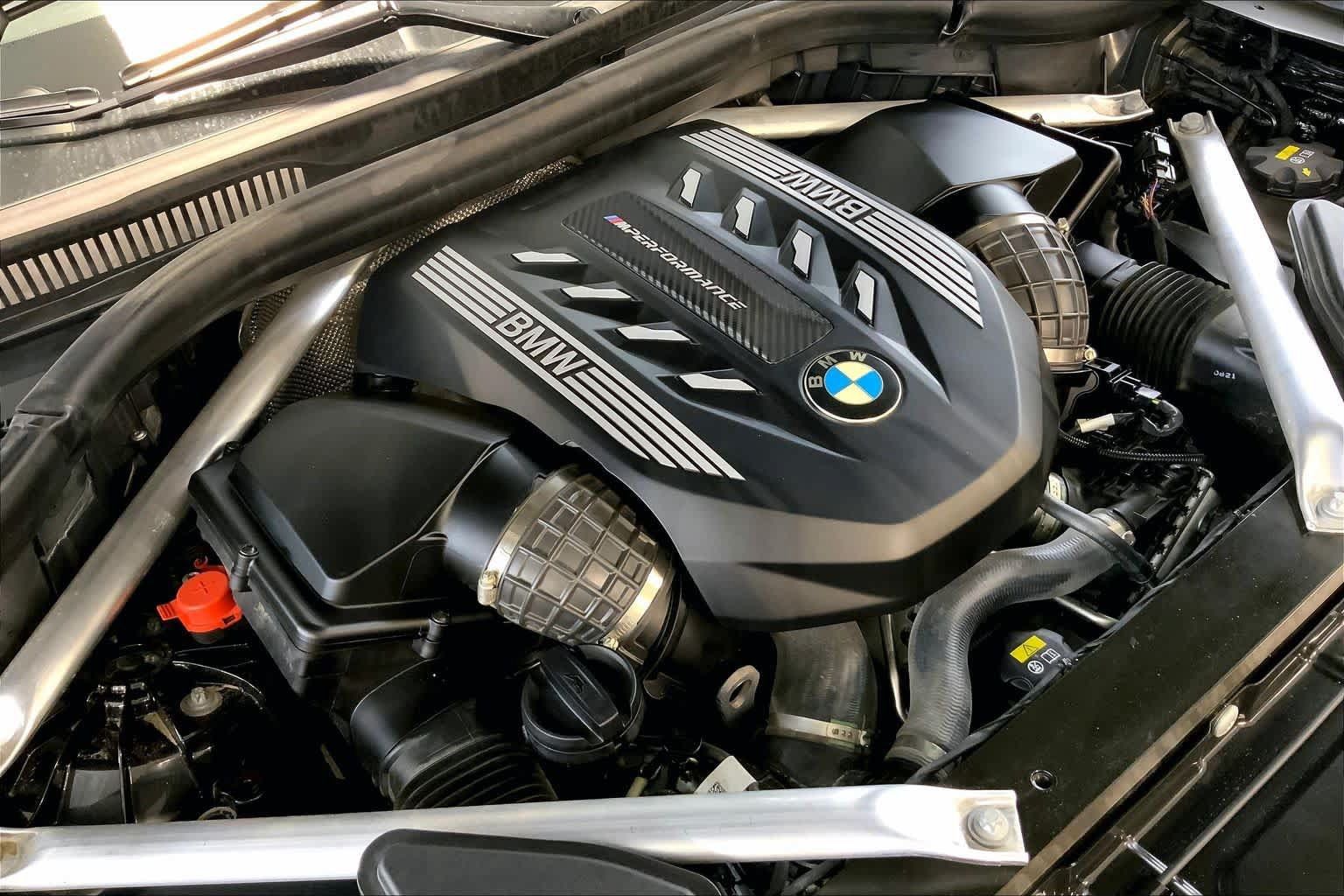 Used 2022 BMW X5 M50i w/ Executive Package AWD/4WD image 31
