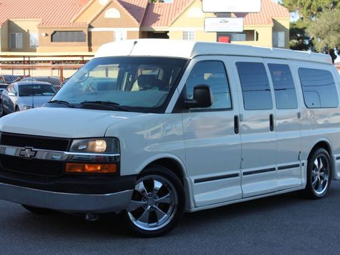 Used 2006 Chevrolet Express 1500 RWD image 4