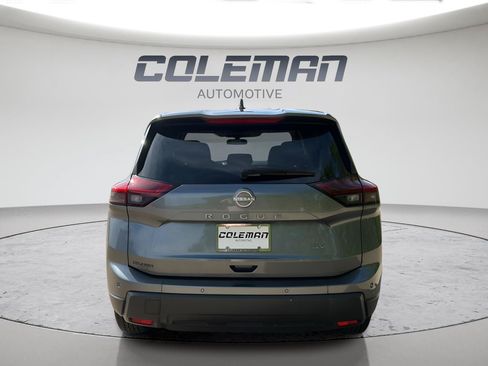 Used 2024 Nissan Rogue SV FWD image 4