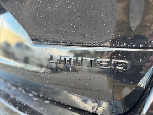 New 2025 Jeep Grand Cherokee L Limited w/ Black Appearance Package image 8