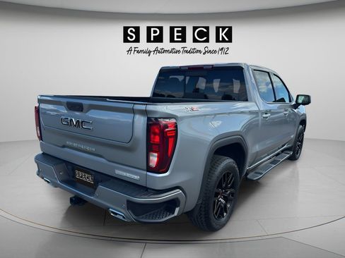 Used 2024 GMC Sierra 1500 Elevation w/ Elevation Premium Package AWD/4WD image 7