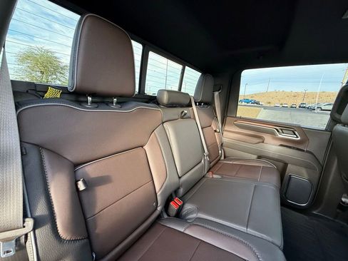 New 2026 GMC Sierra 2500 Denali w/ Denali Reserve Package image 17