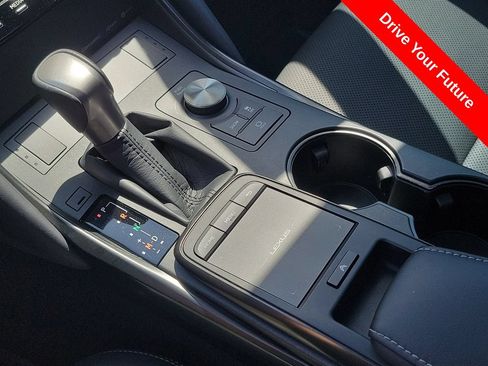 Used 2024 Lexus IS 350 F Sport RWD image 13