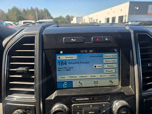 Used 2018 Ford F150 XLT w/ Equipment Group 302A Luxury image 12