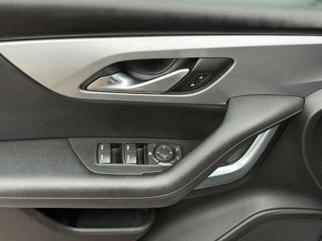 Used 2020 Chevrolet Blazer LT FWD image 15
