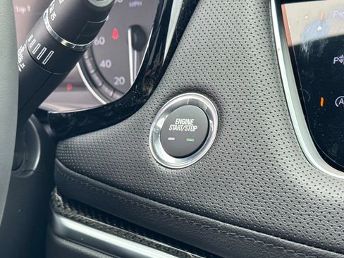 New 2026 Cadillac XT5 Sportv AWD/4WD image 24