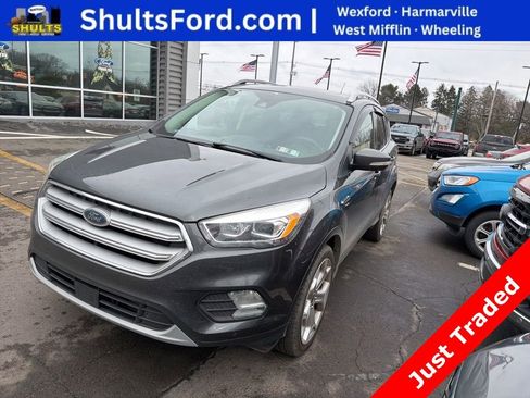 Used 2019 Ford Escape Titanium image 1