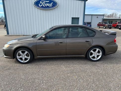 Used 2009 Subaru Legacy 2.5i Special Edition image 3