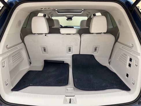 Used 2025 Buick Enclave Avenir w/ Super Cruise Package image 25