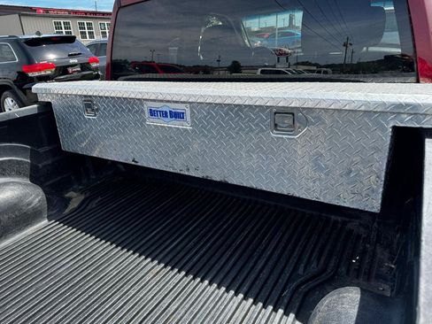 Used 2018 RAM 1500 Express w/ Express Value Package AWD/4WD image 13